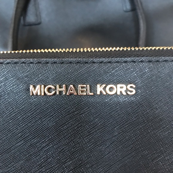 Michael Kors purse & wallet - Picture 2 of 6